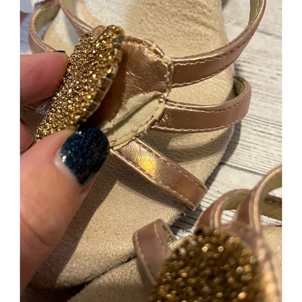 PR💗MISCU💗US GOLDEN SANDALS - Picture 6 of 10